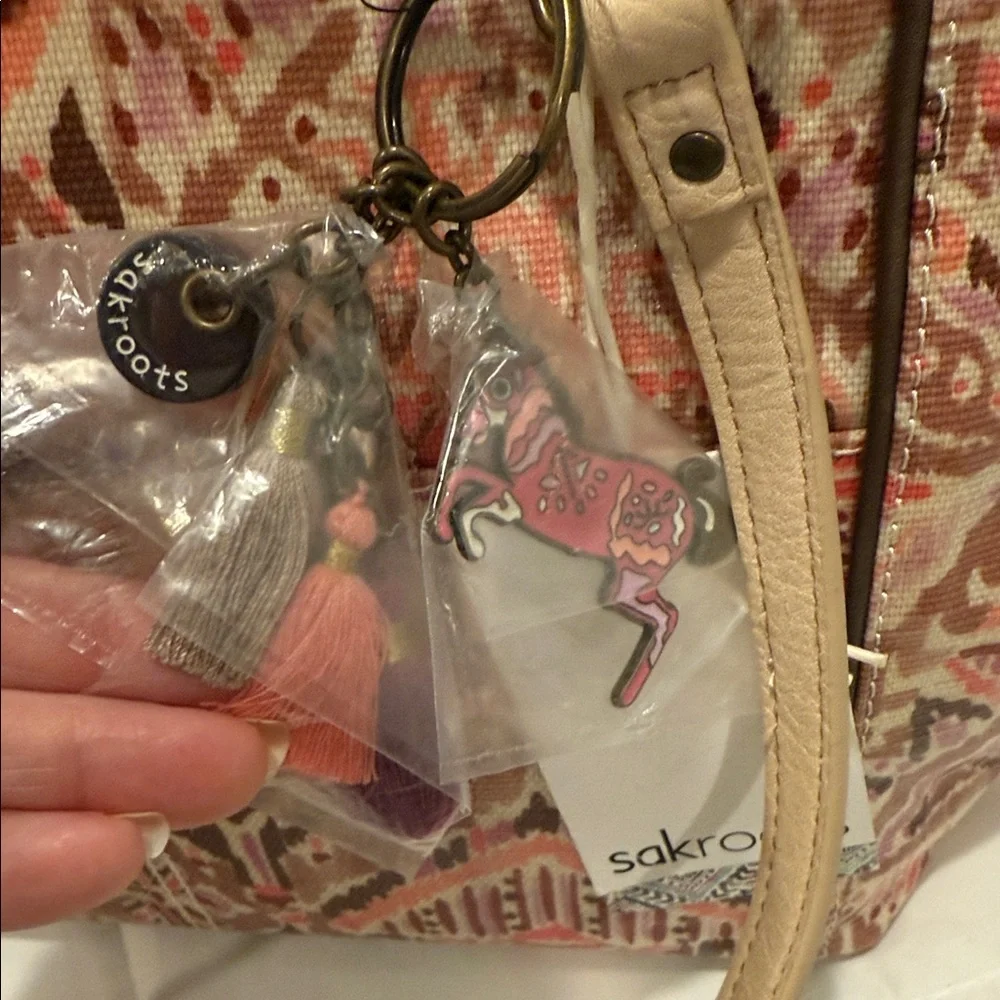 Sakroots Multicolor Patterned Tote Bag - Picture 4 of 15